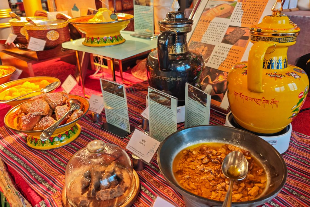 香格里拉迪慶月光城英迪格酒店開箱:住進月光之城,俯瞰千年獨克宗 香格里拉迪慶月光城英迪格酒店開箱:住進月光之城,俯瞰千年獨克宗 @去旅行新聞網