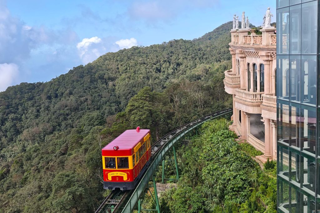🇻🇳 秒「飛」歐洲?巴拿山纜車、佛手橋、還有神級芒果冰淇淋! 中越巴拿山-16
