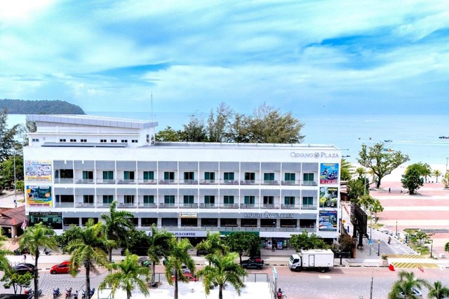 %E8%98%AD%E5%8D%A1%E5%A8%81%E4%BD%8F%E5%AE%BF%E6%8E%A8%E8%96%A6 Cenang Plaza Beach Hotel %E5%A4%96%E8%A7%80