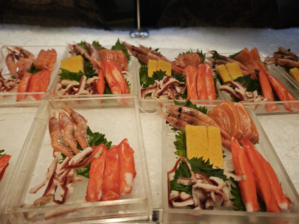 上海全球島直採海鮮自助(MAX環宇城店)用餐體驗|活體海鮮自撈自煮吃到飽 上海全球島直採海鮮自助(MAX環宇城店)用餐體驗|活體海鮮自撈自煮吃到飽 @去旅行新聞網