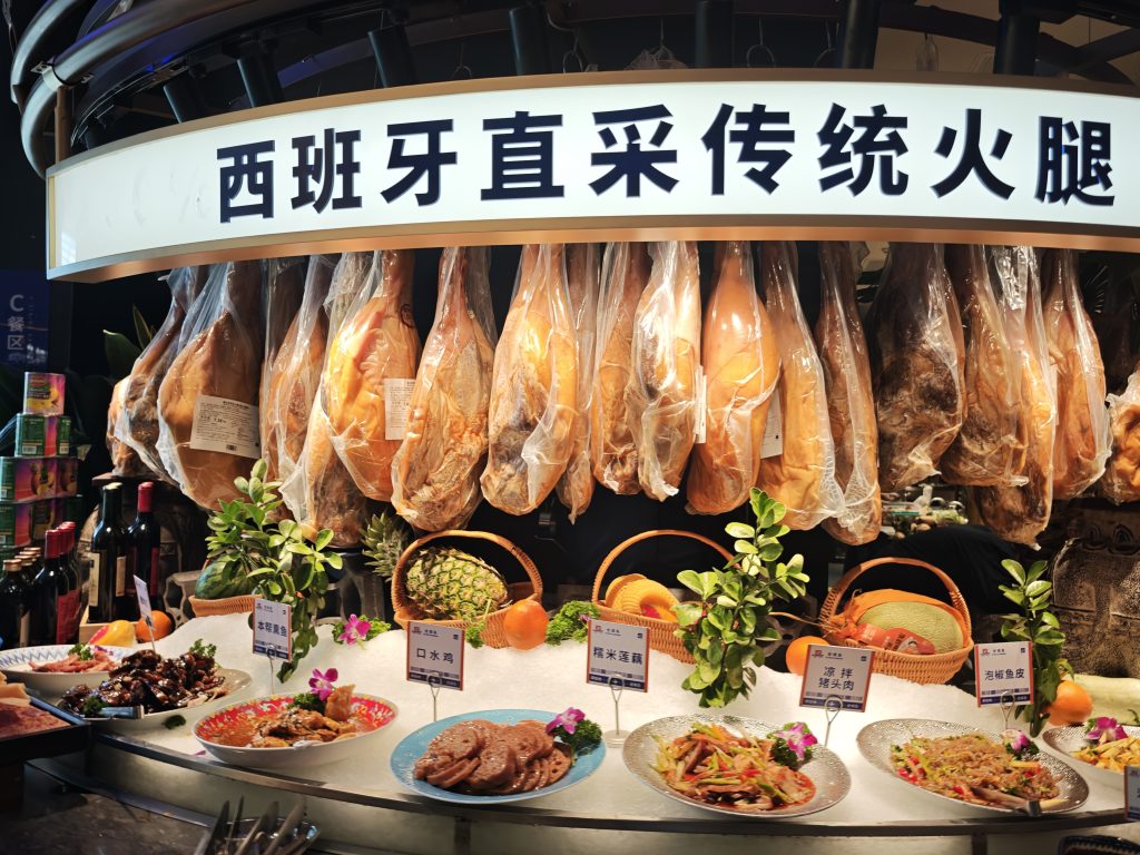 上海全球島直採海鮮自助(MAX環宇城店)用餐體驗|活體海鮮自撈自煮吃到飽 上海全球島直採海鮮自助(MAX環宇城店)用餐體驗|活體海鮮自撈自煮吃到飽 @去旅行新聞網