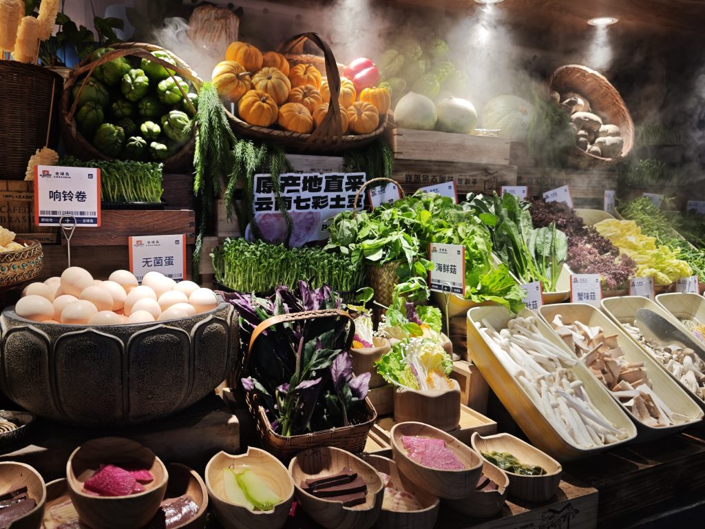 上海全球島直採海鮮自助(MAX環宇城店)用餐體驗|活體海鮮自撈自煮吃到飽 @去旅行新聞網