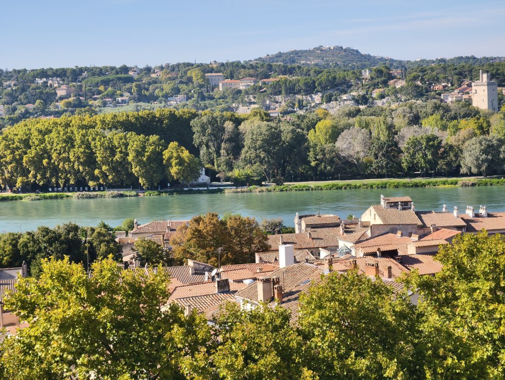 【法國普羅旺斯．亞維儂 Avignon】走進教皇之城，在隆河