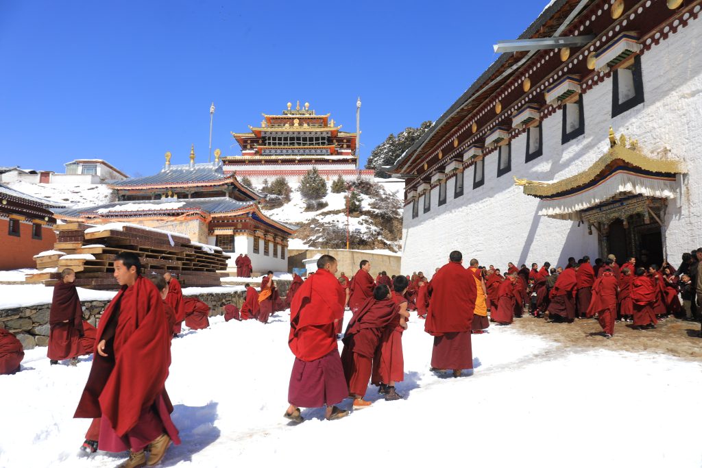 2026甘南郎木寺旅遊攻略｜東方小瑞士一鎮兩省三寺秘境 @去旅行新聞網