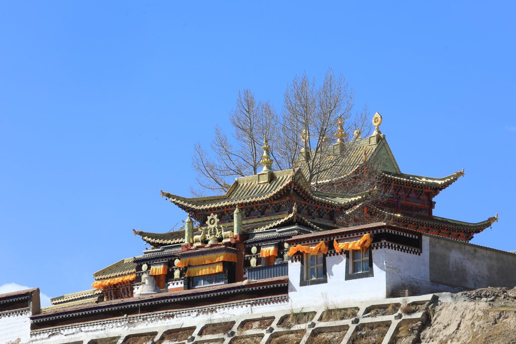 2026甘南米拉日巴佛閣攻略|安多藏區唯一九層佛閣 @去旅行新聞網