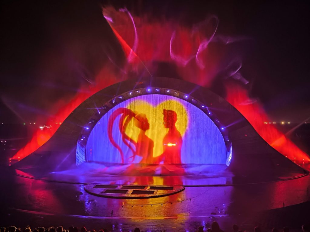 富國島Kiss of the Sea海洋之吻大型海上表演