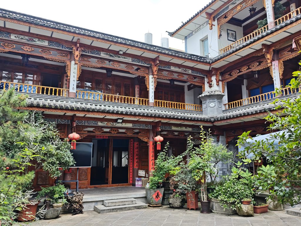 大理白族三道茶體驗｜一苦二甜三回味，千年非遺茶道裡的人生哲學 @去旅行新聞網