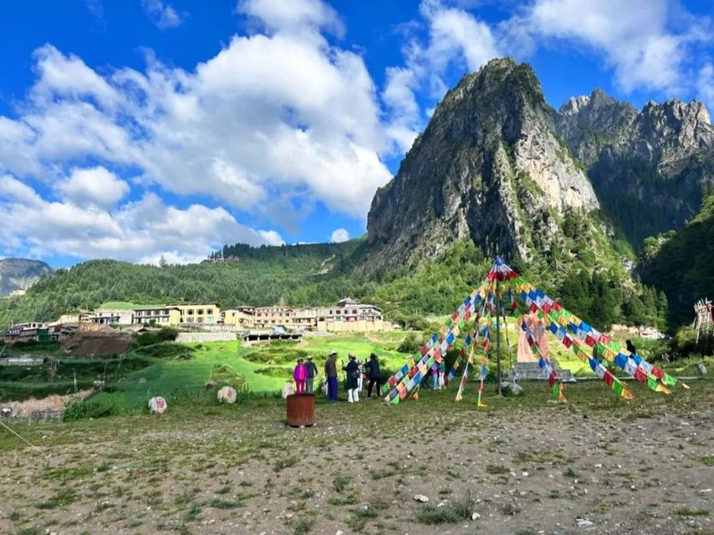 扎尕那 zhagana 05 prayer flags