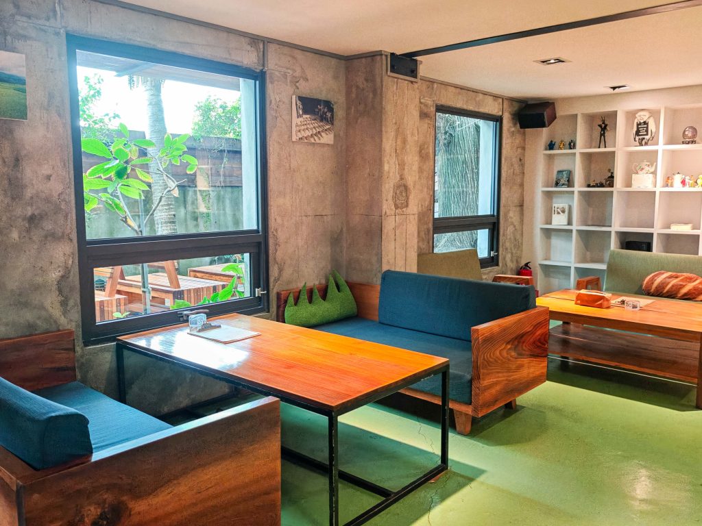 【台東絕美老屋咖啡】當50年青果合作社遇上極簡Loft風！「