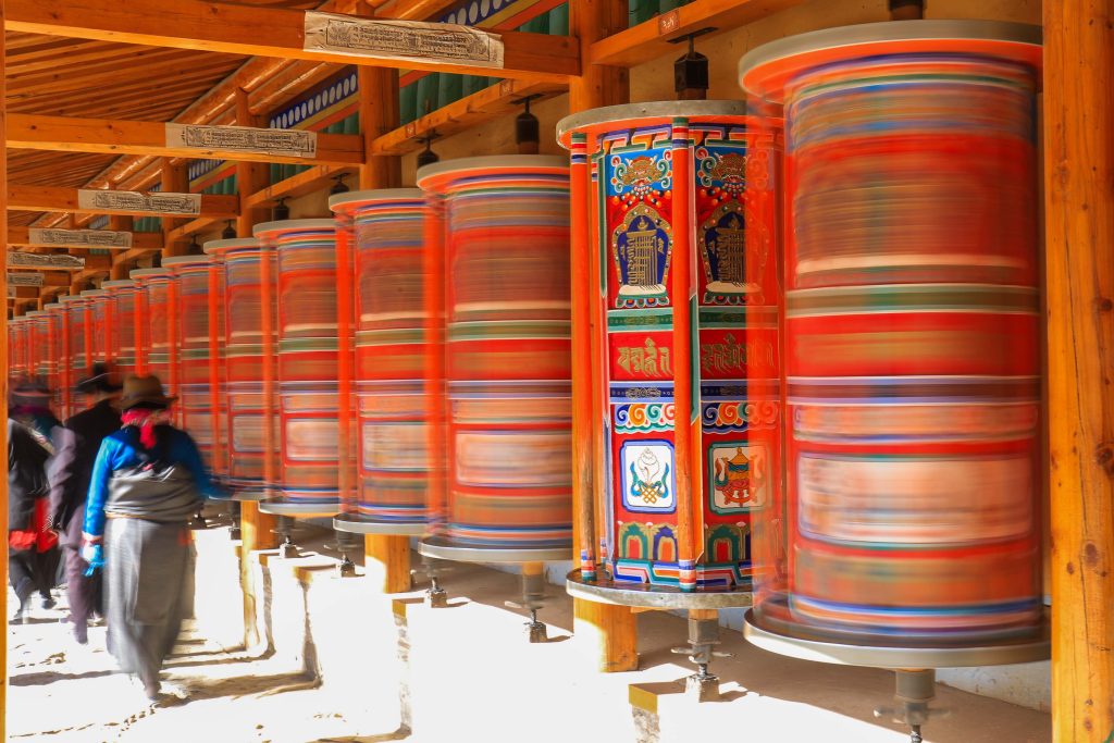 2026甘南拉卜楞寺旅遊攻略|世界藏學府轉經長路3.5公里 2026甘南拉卜楞寺旅遊攻略|世界藏學府轉經長路3.5公里 @去旅行新聞網