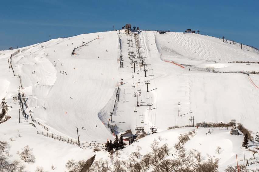 琵琶湖山谷滑雪場