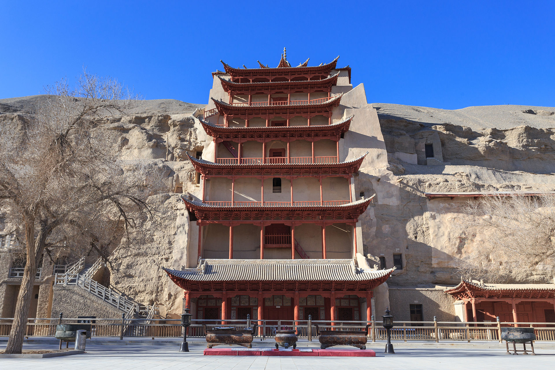 敦煌莫高窟旅遊攻略:絲路千年壁畫、鳴沙山月牙泉完整指南 @Tournews