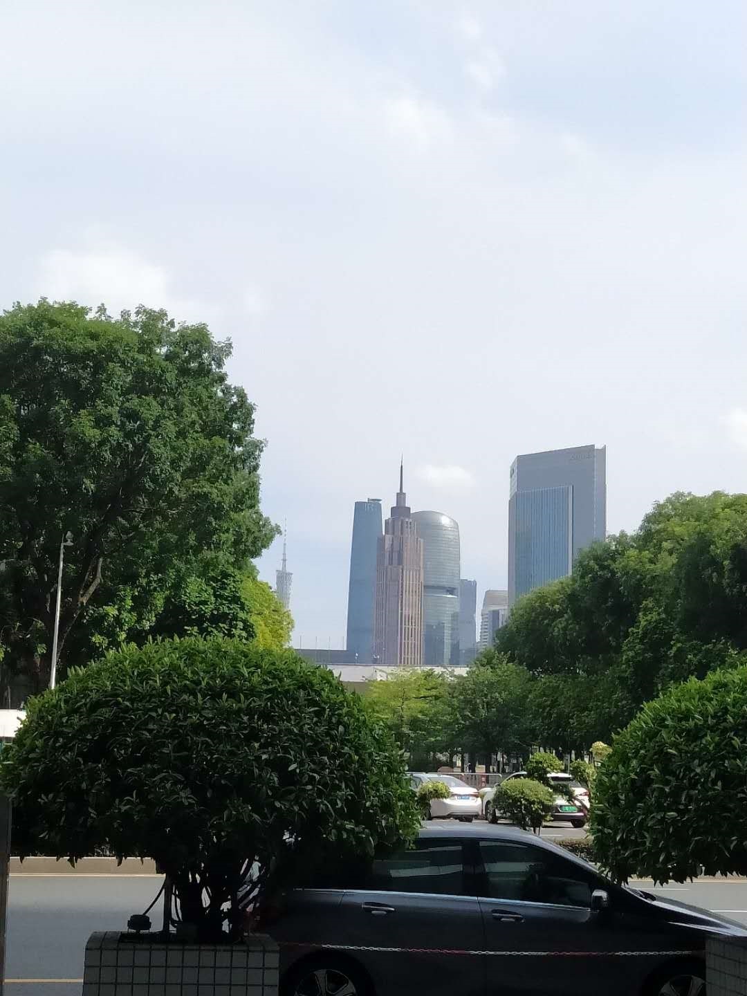 廣州 - Guangzhou Skyline from Tianhebeilu
