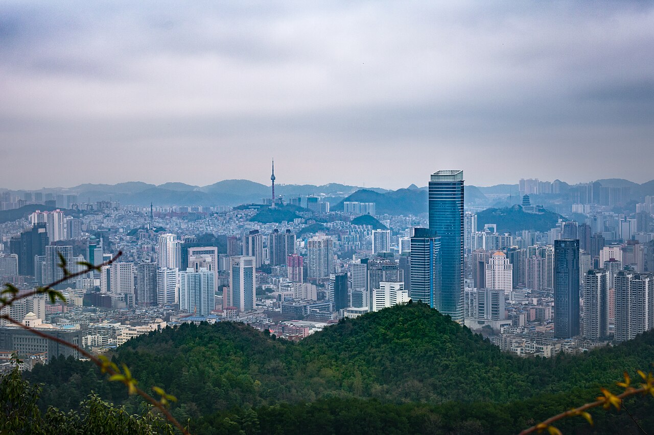 貴陽 - View of Guiyang, Guizhou from Neighboring Mountains