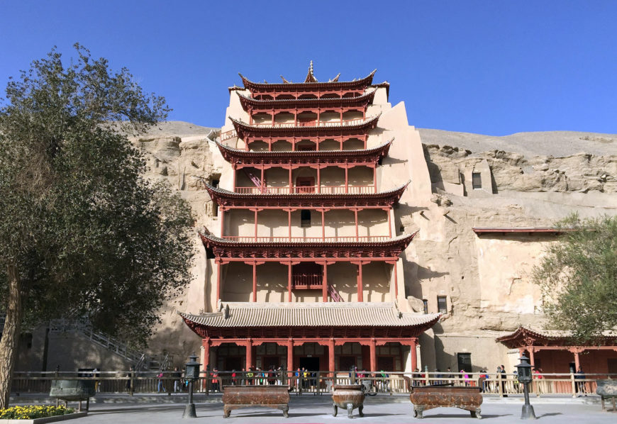 敦煌莫高窟九層樓