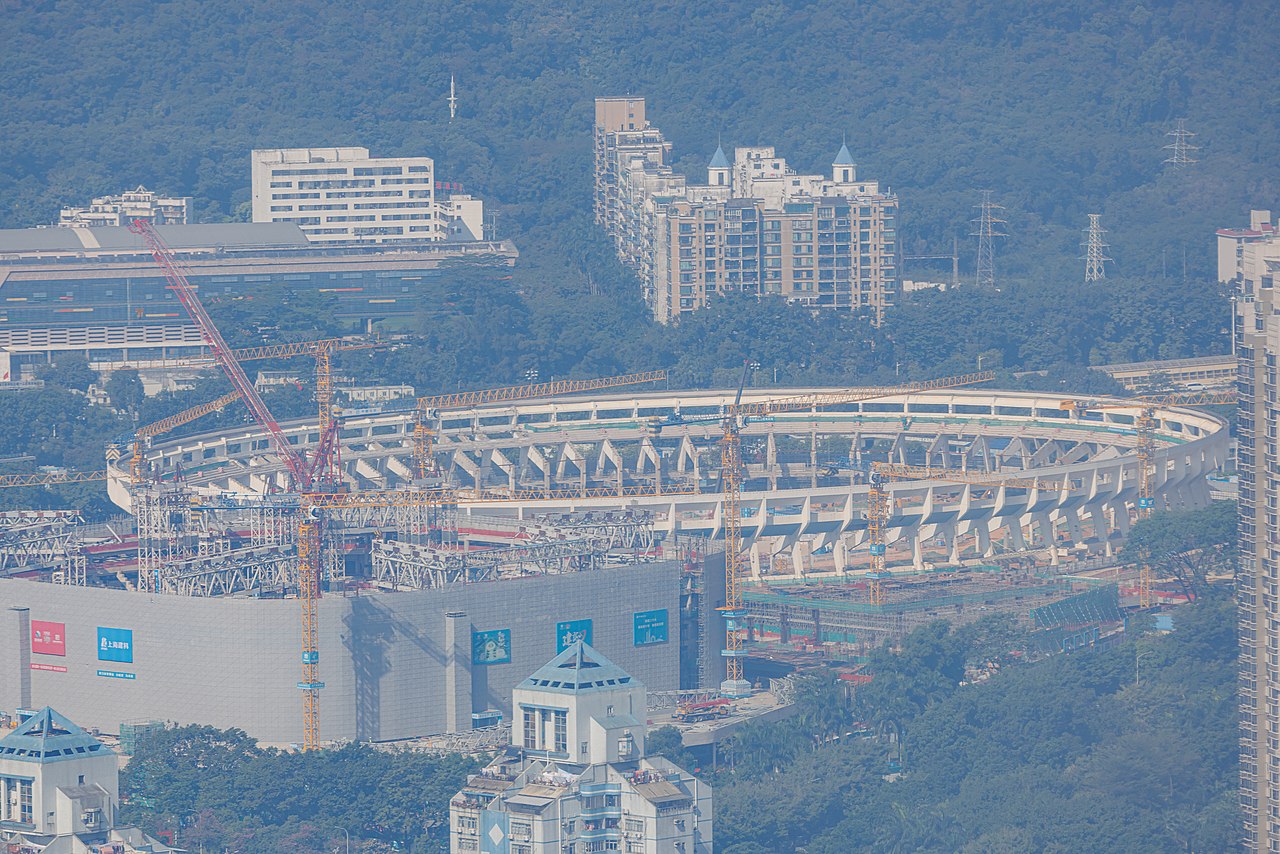 深圳 - TOP OF THE DIWANG BUILDING SEE SHENZHEN SKYLINE