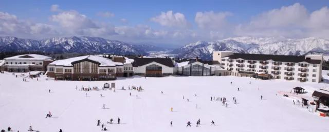 金澤滑雪體驗攻略|北陸粉雪秘境5大滑雪場+13間住宿推薦 金澤滑雪體驗攻略|北陸粉雪秘境5大滑雪場+13間住宿推薦