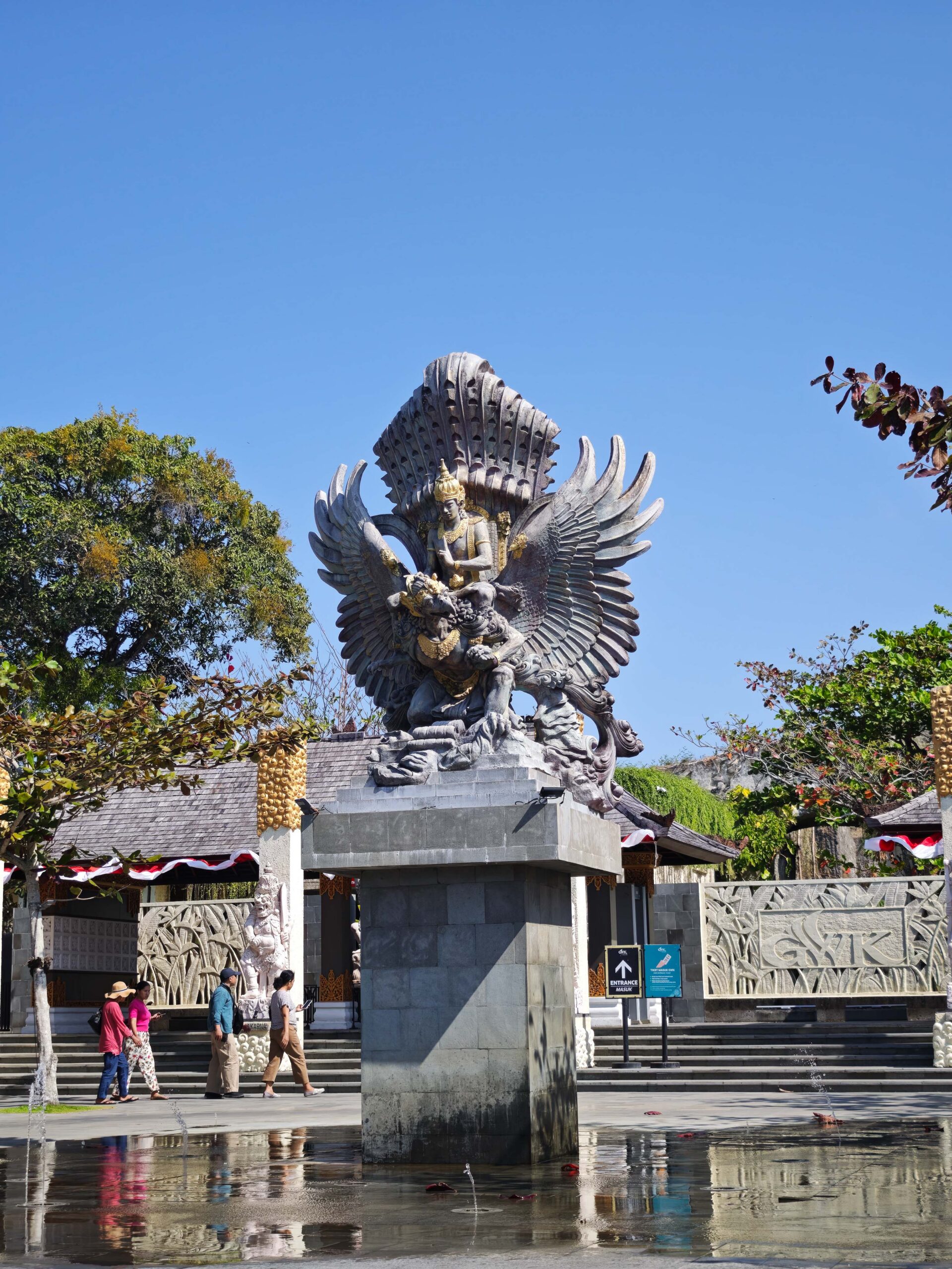 神鷹廣場 GWK|峇里島 Garuda Wisnu Kencana 文化公園遊記:毗濕奴神話、121公尺巨像與園區完整攻略