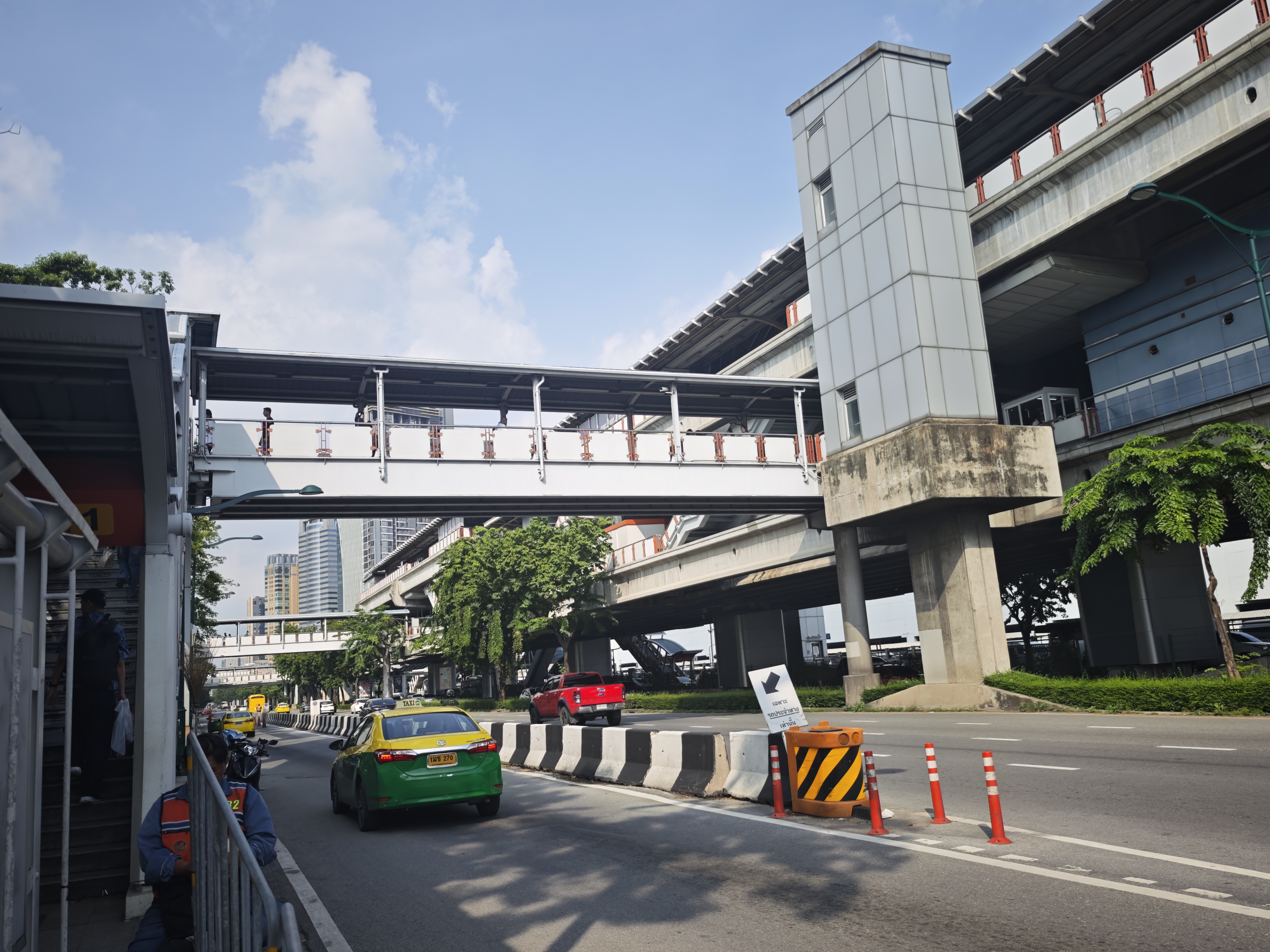 曼谷恰圖恰週末市集攻略|全世界最大週末市集這樣逛 曼谷恰圖恰週末市集攻略|全世界最大週末市集這樣逛 @Tournews