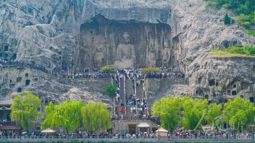 2026十一陸客擠爆景點實錄:九寨溝要候補、西湖斷橋會自己走 @Tournews