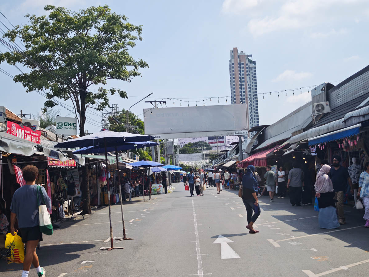 曼谷恰圖恰週末市集攻略|全世界最大週末市集這樣逛 曼谷恰圖恰週末市集攻略|全世界最大週末市集這樣逛 @Tournews